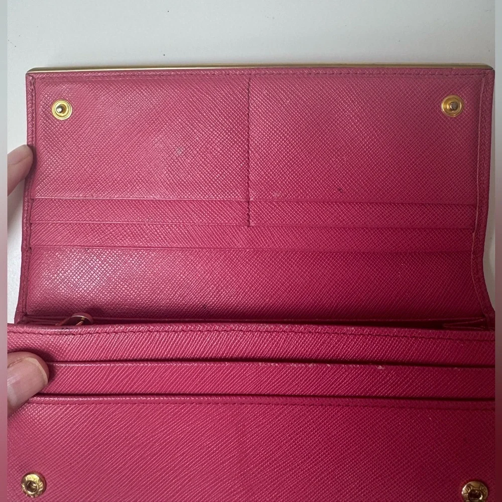 Prada Women’s Long Saffiano Metal Peonia Wallet